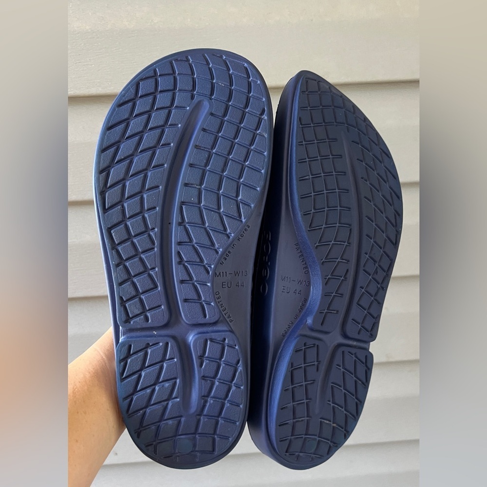 OOFFOS MEN'S OOAHH SLIDE SANDAL - NAVY Sz 11 - Picture 5 of 8